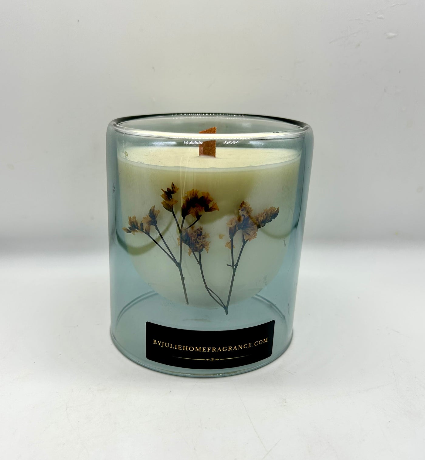 Casablanca Botanical Candle 400g Gift Boxed